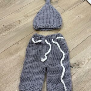 New Born Gray Knitted Baby Hat and Pants Set